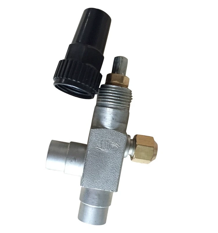 Two-head welding angle valve