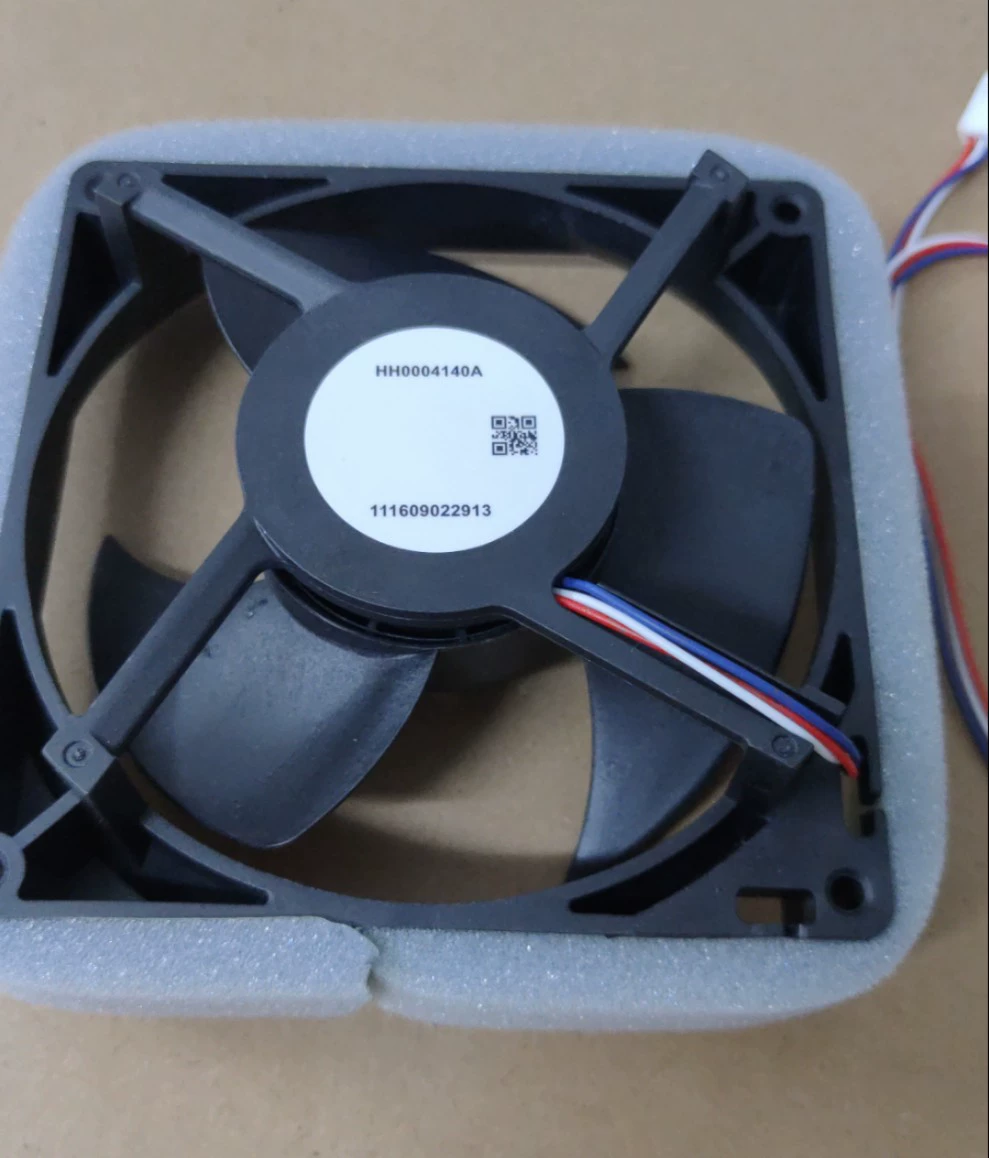 HH0004140A is suitable for Hitachi refrigerator cooling fan HH0004140A is suitable for Hitachi refrigerator cooling fan
