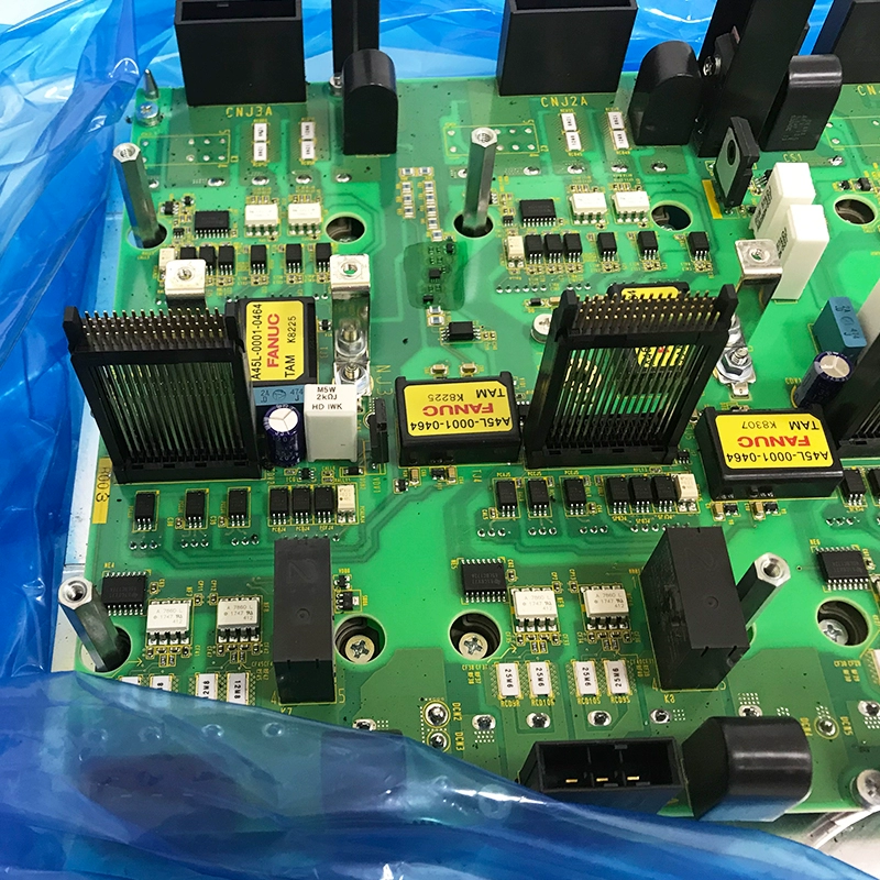 A20B-2102-0403 0405 FANUC driver circuit board A20B-2102-0403 0405 FANUC driver circuit board
