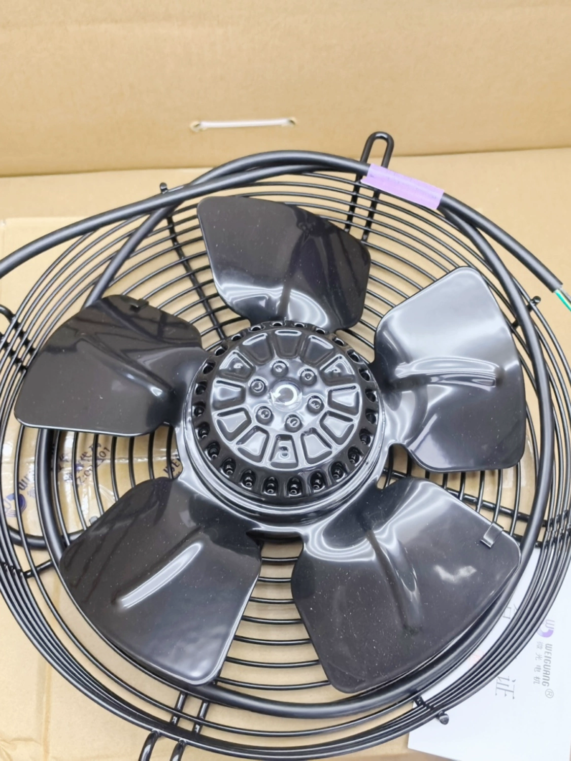 YWF4D-250SL Weiguang Motor 380V condensing cooling fan YWF4D-250SL Weiguang Motor 380V condensing cooling fan