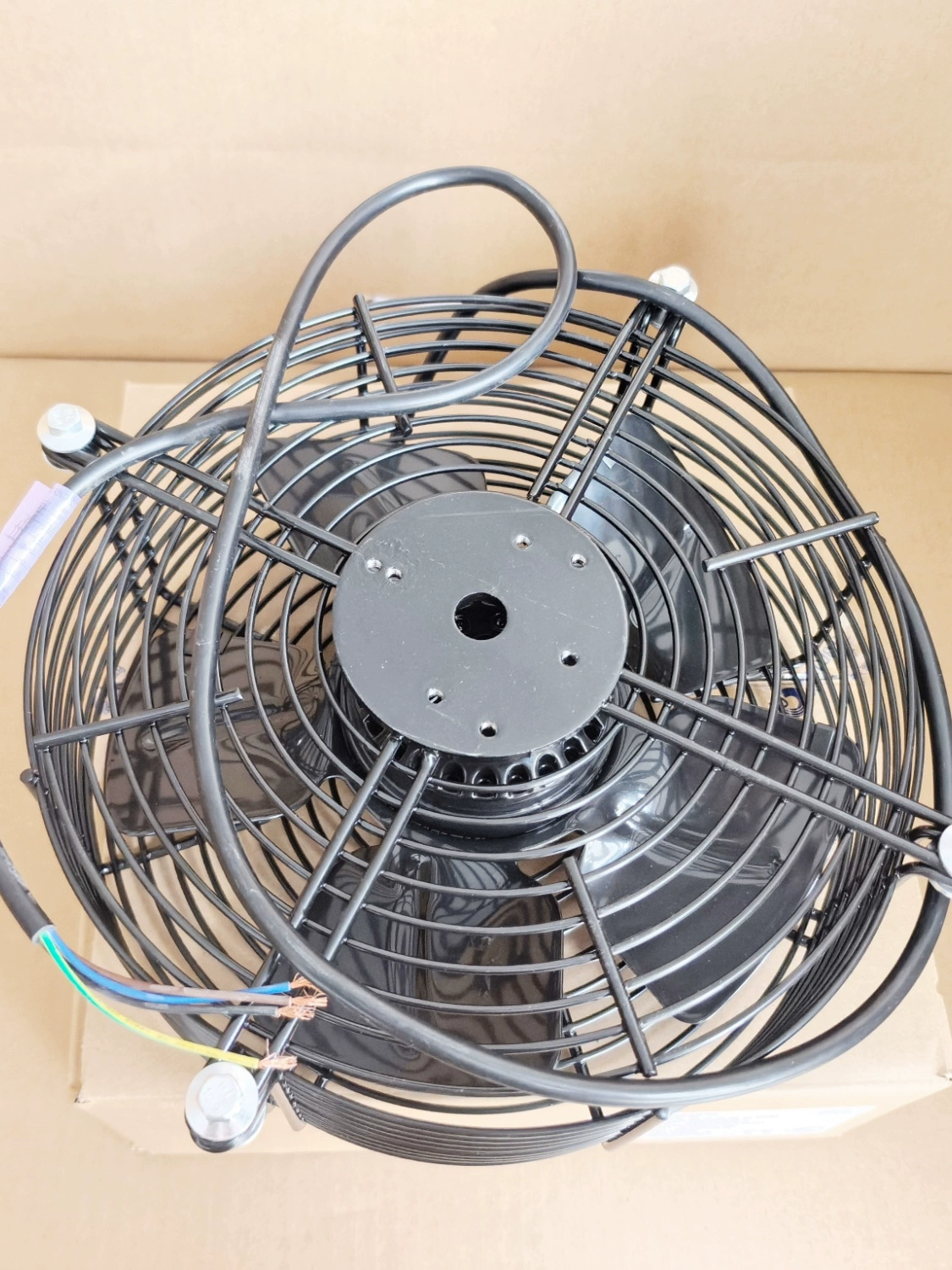 YWF4D-250B Weiguang AC380V External rotor axial fan YWF4D-250B Weiguang AC380V External rotor axial fan