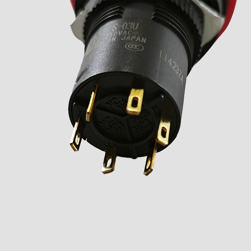 A165E-S-03U FANUC emergency stop button A165E-S-03U FANUC emergency stop button