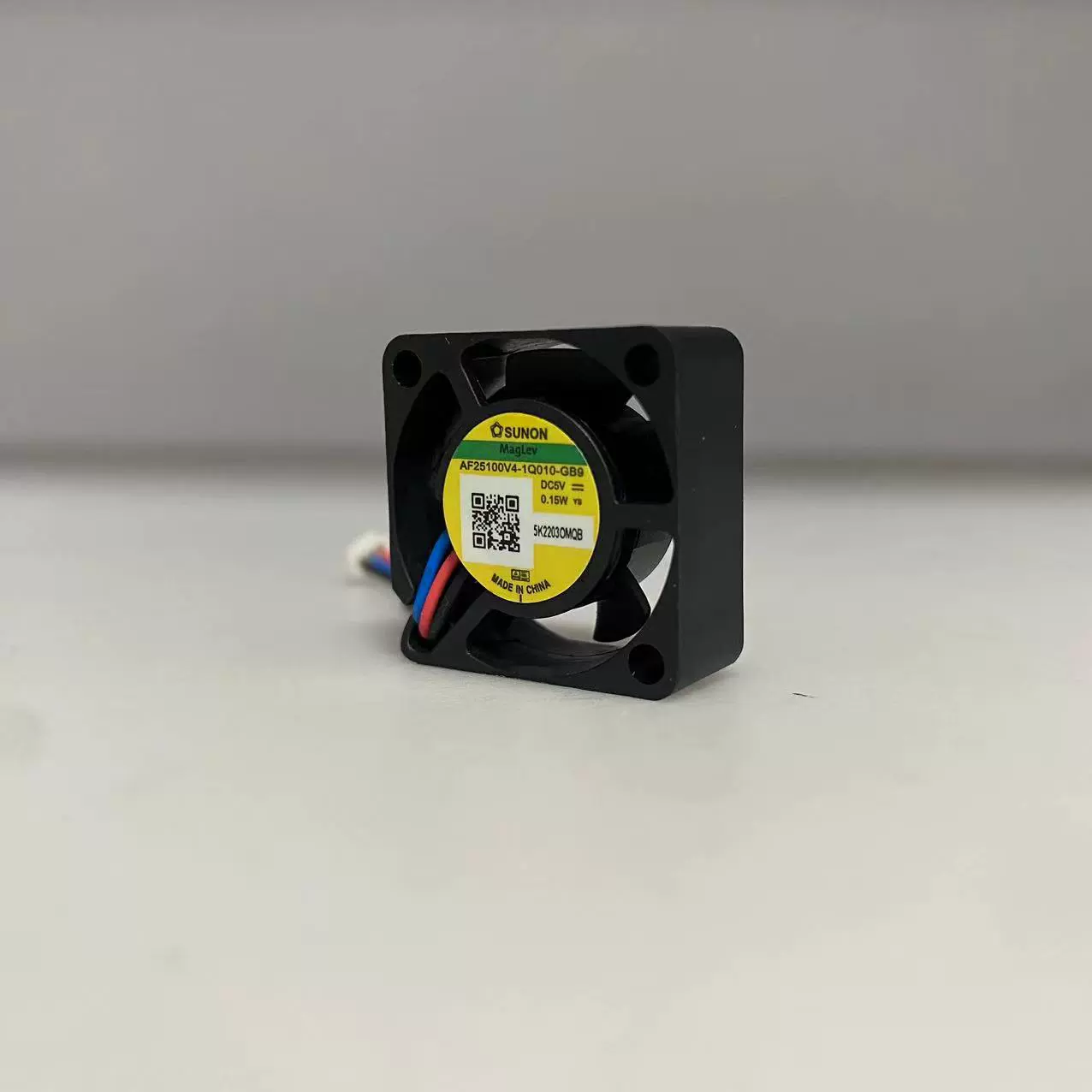 AF25100V4-1Q010-GB9 SUNON 5V 0.15W projector micro fan AF25100V4-1Q010-GB9 SUNON 5V 0.15W projector micro fan