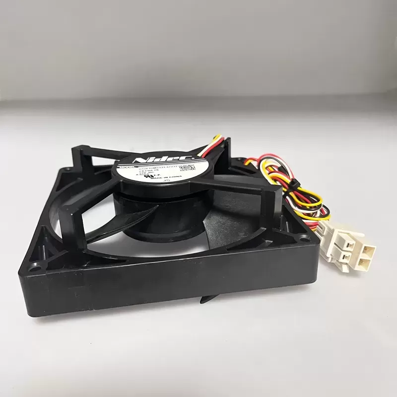 U12E12MS3J3-57Z32 Nidec 12V 0.076A refrigerator cooling fan U12E12MS3J3-57Z32 Nidec 12V 0.076A refrigerator cooling fan