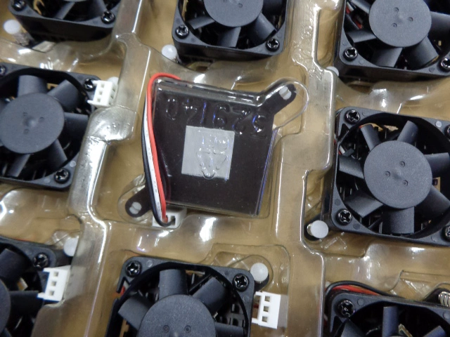 E40100V1-0000-F99 SUNON 5V 1.08W 3-wire Blower Fan E40100V1-0000-F99 SUNON 5V 1.08W 3-wire Blower Fan
