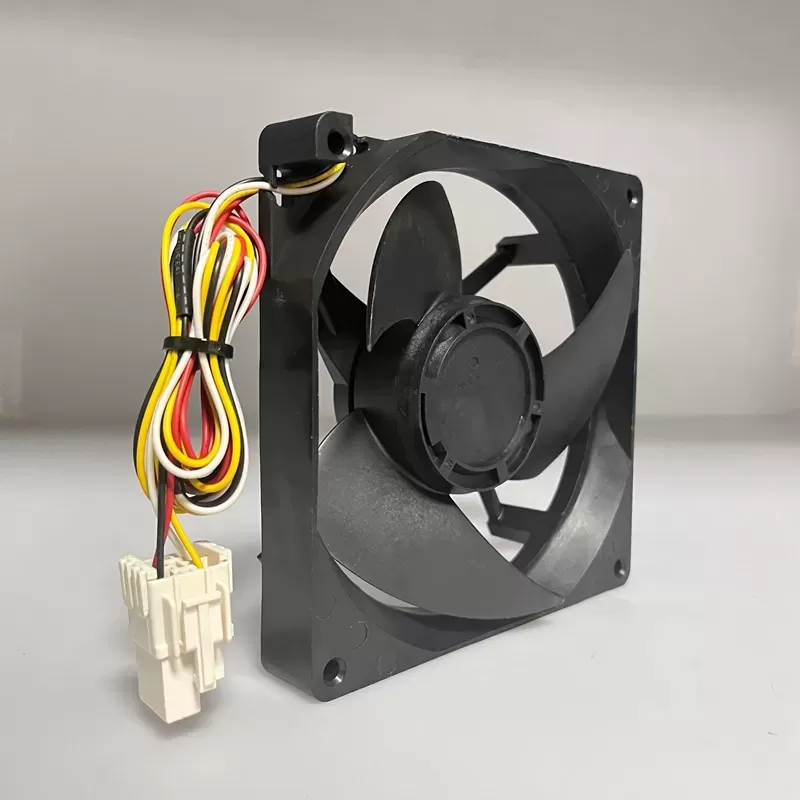 U12E12MS3J3-57Z32 Nidec 12V 0.076A refrigerator cooling fan U12E12MS3J3-57Z32 Nidec 12V 0.076A refrigerator cooling fan