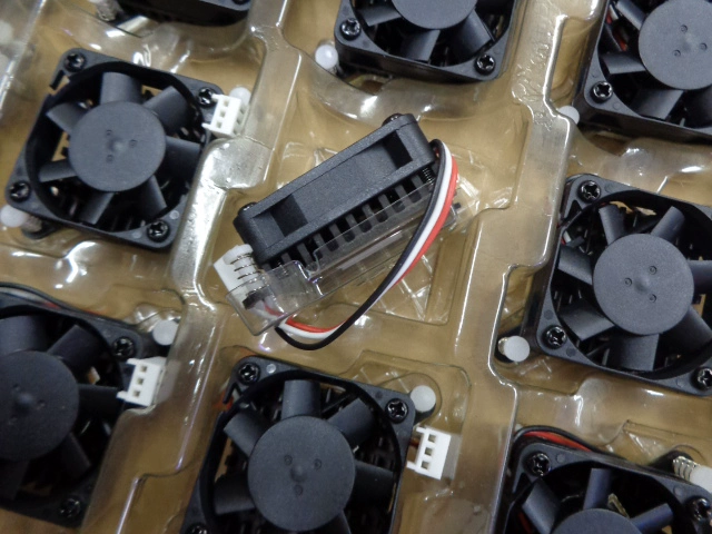 E40100V1-0000-F99 SUNON 5V 1.08W 3-wire Blower Fan E40100V1-0000-F99 SUNON 5V 1.08W 3-wire Blower Fan