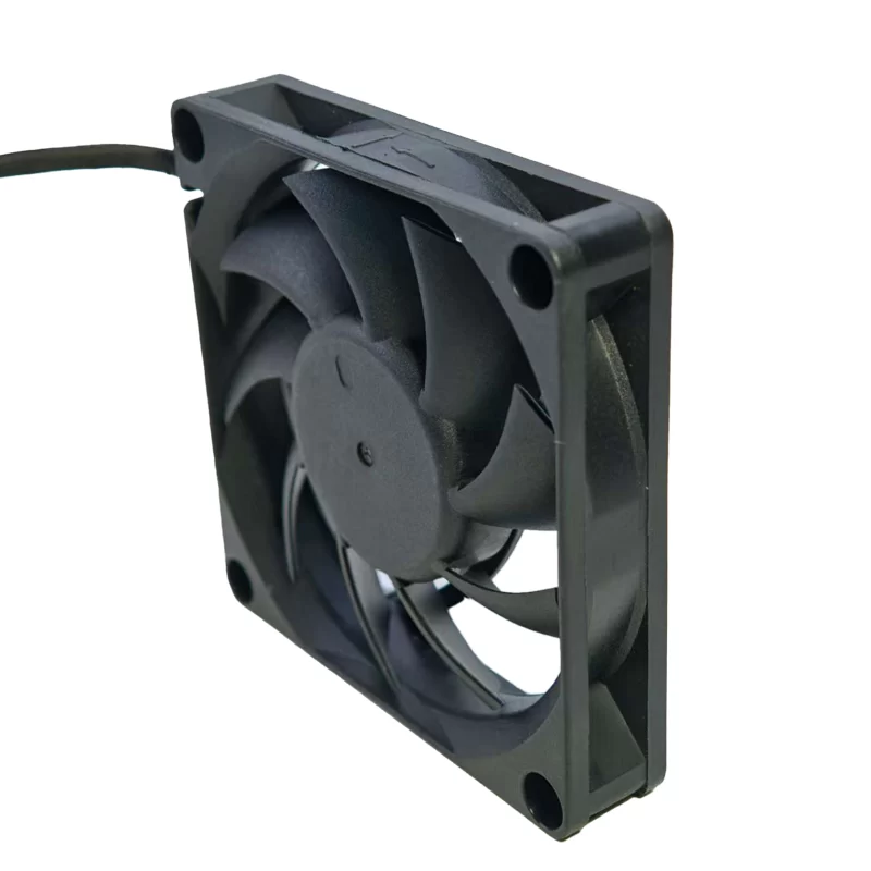 SJ7015HD1 SANJU 12V 0.19A DC axial fan SJ7015HD1 SANJU 12V 0.19A DC axial fan